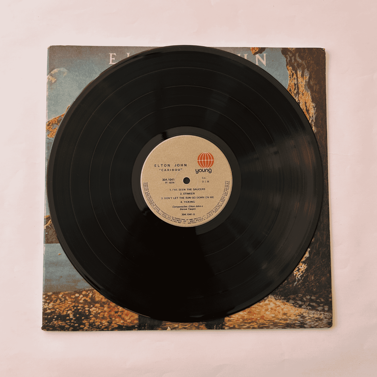 Elton John ‎– Caribou (1974) - Zabumbê Discos